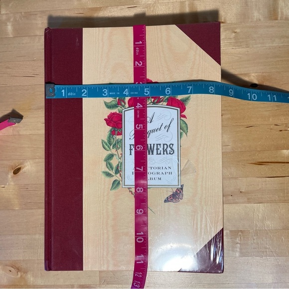 The Victorian Photograph Album - A BOUQUET OF FLOWERS -Vintage Hardback - Picture 6 of 6